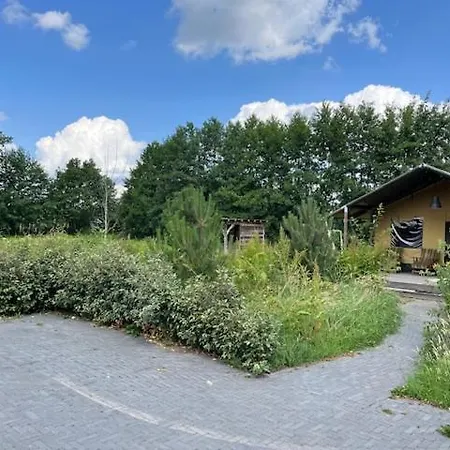 Ff Uutbloazen Luxury tent Heelweg